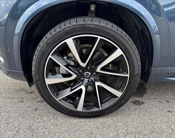 2025 Volvo XC90 B5 Plus