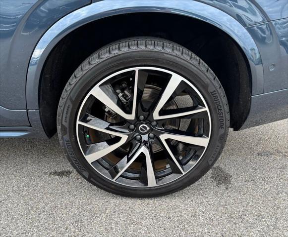 2025 Volvo XC90 B5 Plus