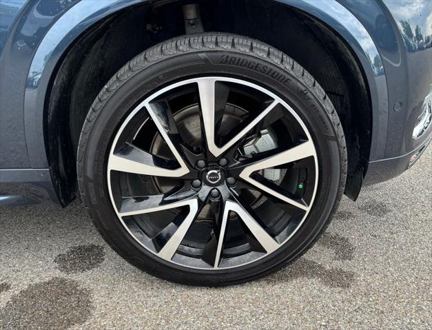2025 Volvo XC90 B5 Plus
