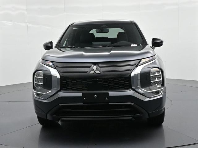 2026 Mitsubishi Outlander LE 1.5T S-AWC