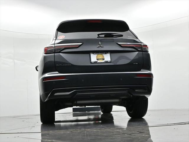 2026 Mitsubishi Outlander LE 1.5T S-AWC