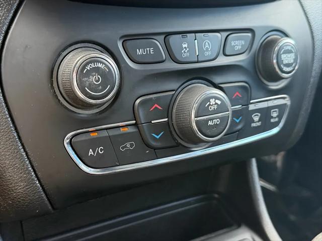 2021 Jeep Cherokee Latitude Lux FWD
