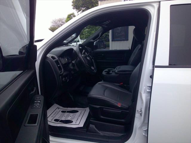 2022 Ram 3500 Tradesman Crew Cab 4x4 8' Box