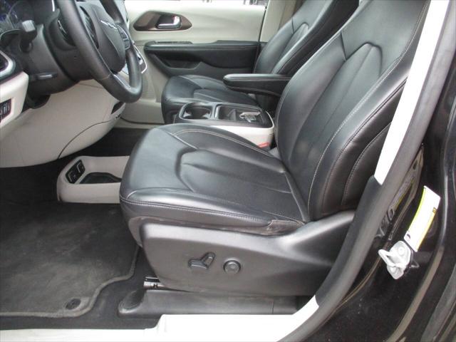 2020 Chrysler Voyager LXI