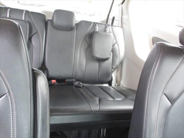 2020 Chrysler Voyager LXI