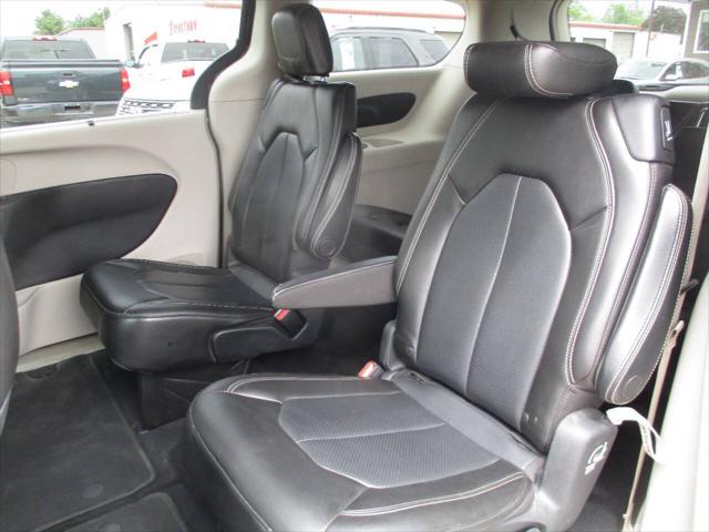 2020 Chrysler Voyager LXI