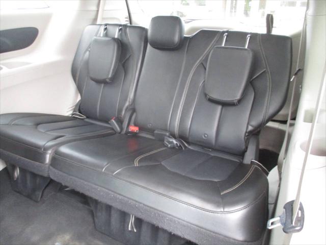 2020 Chrysler Voyager LXI