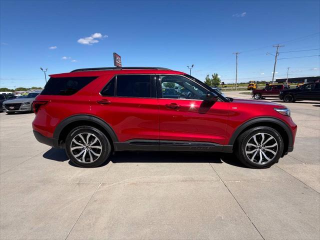 2023 Ford Explorer ST-Line