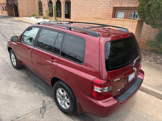 2005 Toyota Highlander Base Fwd 4dr SUV V6 w/ 3rd Row
