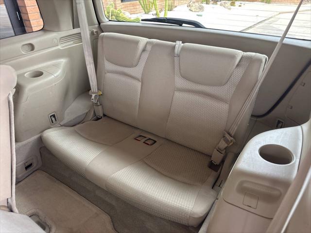 2005 Toyota Highlander Base Fwd 4dr SUV V6 w/ 3rd Row