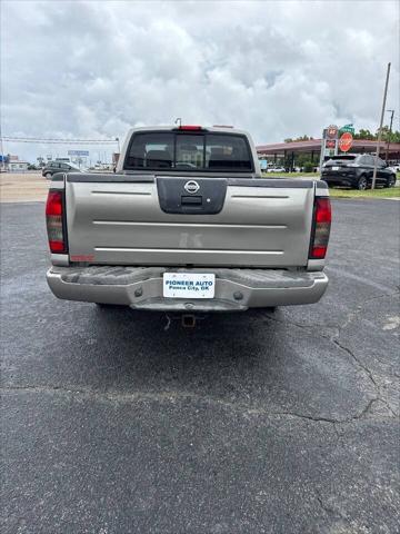 2004 Nissan Frontier XE
