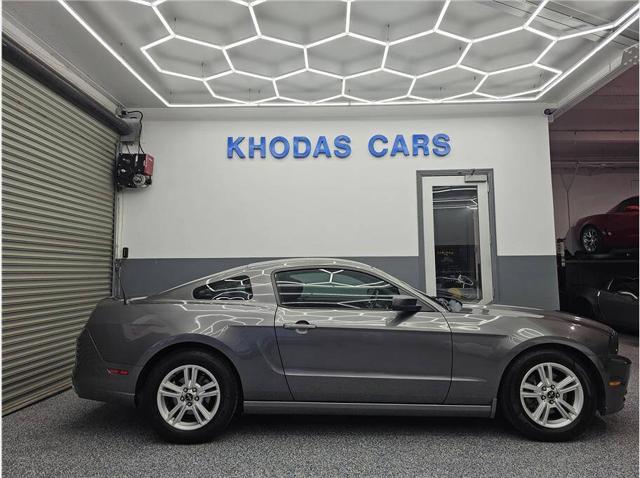 2014 Ford Mustang V6