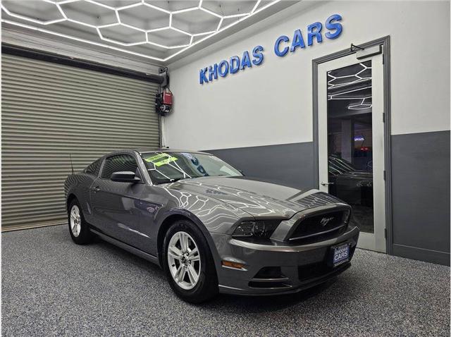 2014 Ford Mustang V6