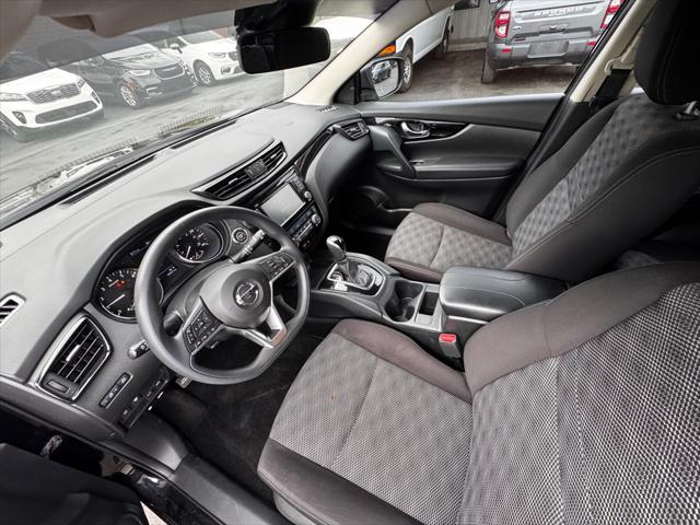 2020 Nissan Rogue Sport SV FWD Xtronic CVT