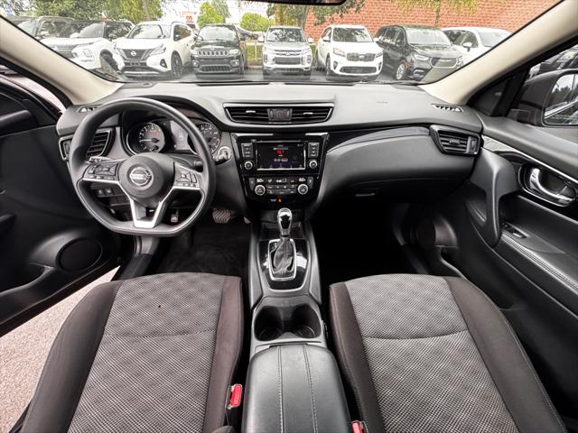 2020 Nissan Rogue Sport SV FWD Xtronic CVT