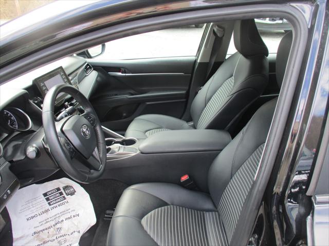 2023 Toyota Camry SE Nightshade Edition