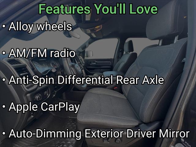 2022 Ram 1500 Big Horn Crew Cab 4x4 5'7" Box