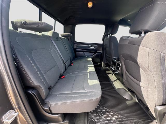 2022 Ram 1500 Big Horn Crew Cab 4x4 5'7" Box