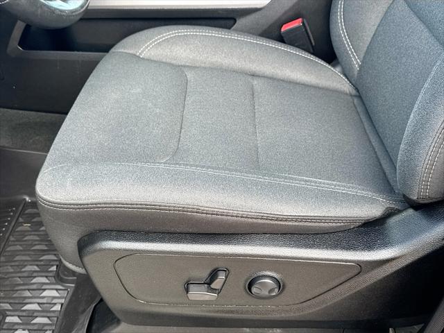 2022 Ram 1500 Big Horn Crew Cab 4x4 5'7" Box