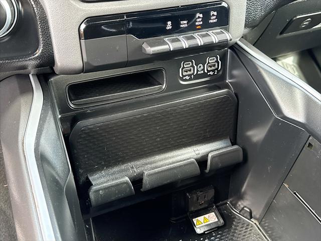 2022 Ram 1500 Big Horn Crew Cab 4x4 5'7" Box