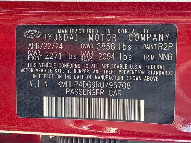 2024 Hyundai Elantra Limited
