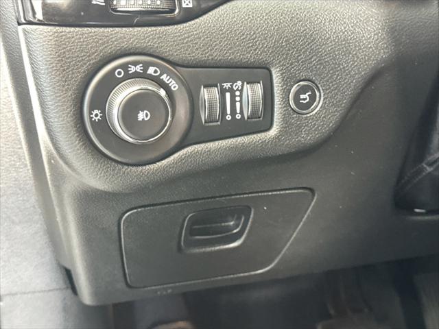 2023 Jeep Cherokee Altitude Lux 4x4