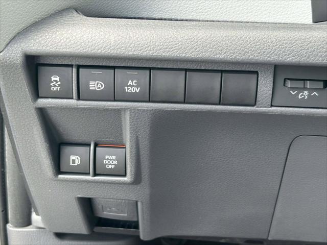 2022 Toyota Sienna XSE