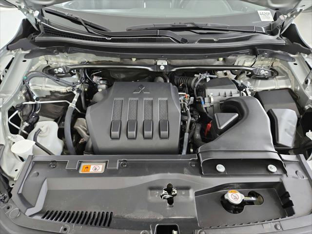2025 Mitsubishi Eclipse Cross Unknown