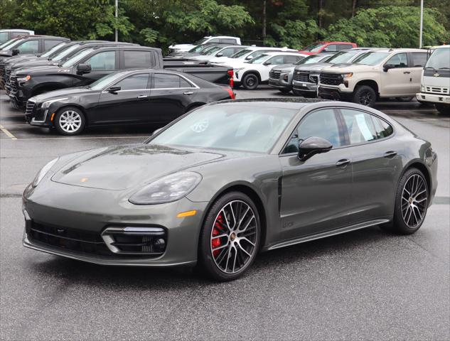 2023 Porsche Panamera GTS