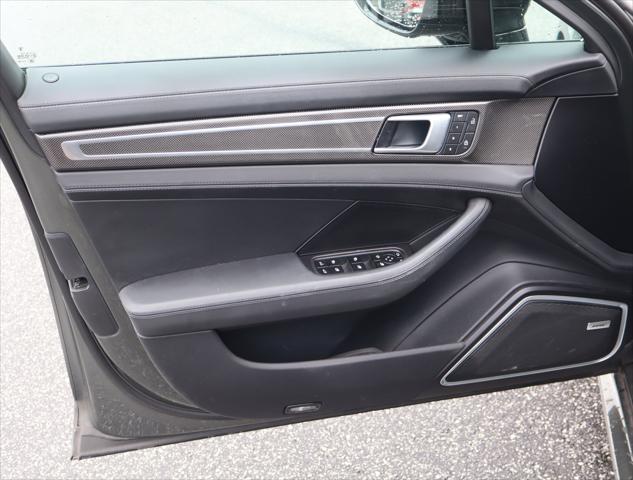 2023 Porsche Panamera GTS