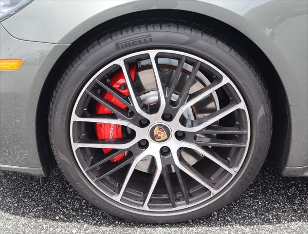 2023 Porsche Panamera GTS