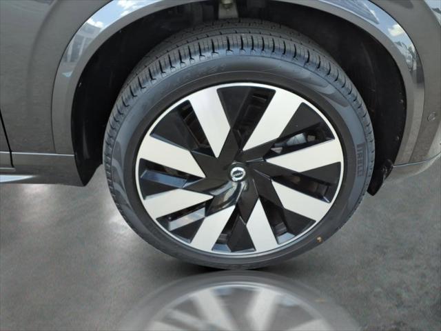 2023 Volvo XC90 Recharge T8 Ultimate Bright Theme 7-Seater