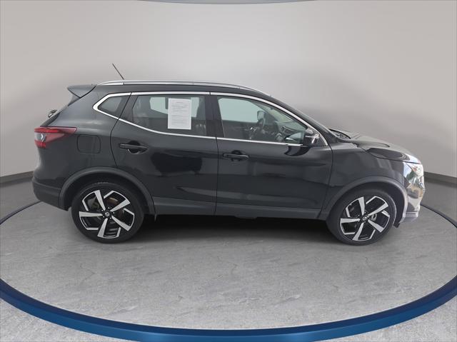 2022 Nissan Rogue Sport SL AWD Xtronic CVT