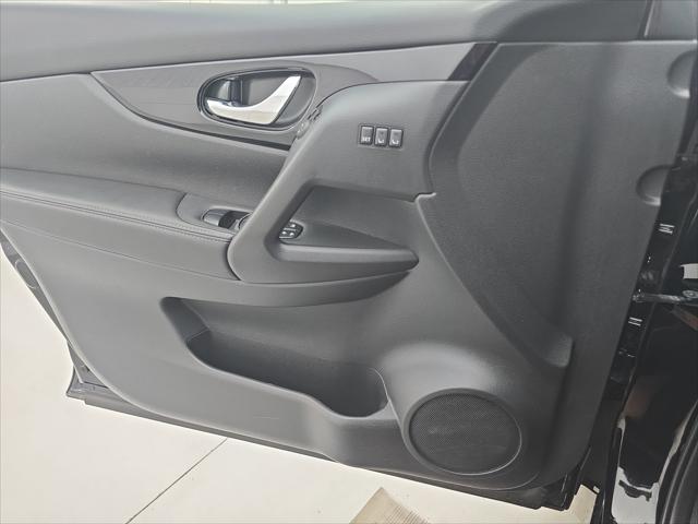 2022 Nissan Rogue Sport SL AWD Xtronic CVT