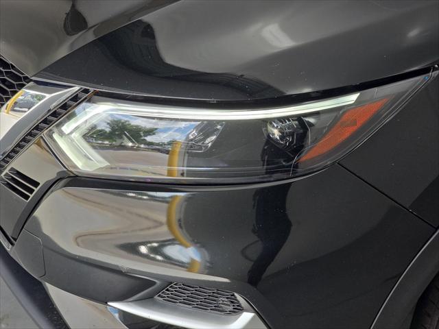 2022 Nissan Rogue Sport SL AWD Xtronic CVT