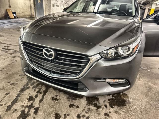 2018 Mazda Mazda3 Touring