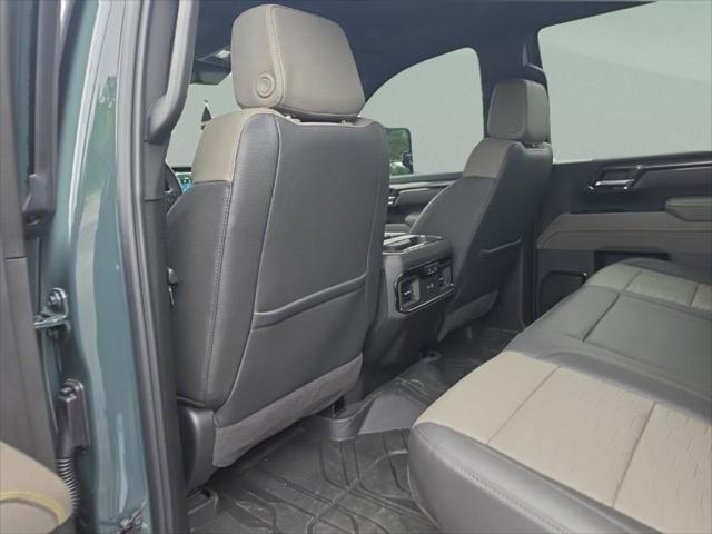 2026 Chevrolet Silverado 2500HD Crew Cab, Standard Bed, XR2, 4WD