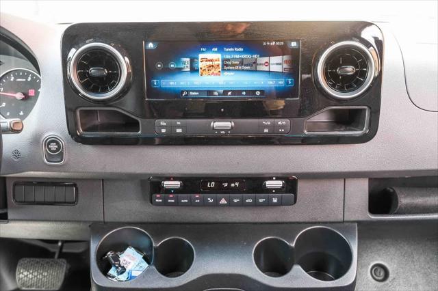 2024 Mercedes-Benz Sprinter 2500 Standard Roof 4-Cyl Diesel