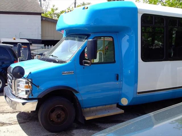 2015 Ford E-450 Cutaway E450 SD 18 PASS BUS