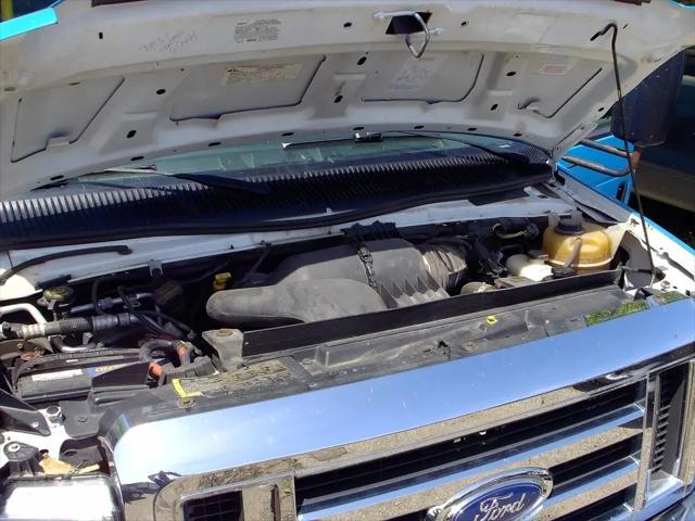 2015 Ford E-450 Cutaway E450 SD 18 PASS BUS