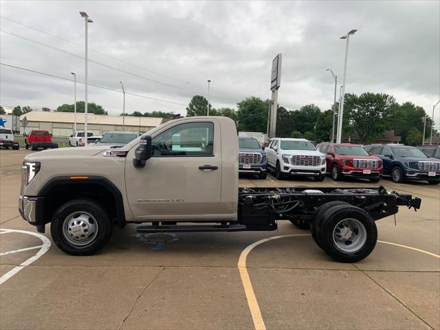 2026 GMC Sierra 3500HD Pro