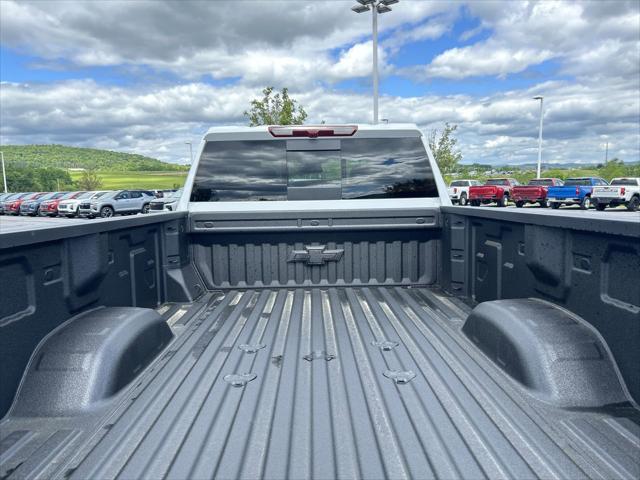 2026 Chevrolet Silverado 3500HD Crew Cab, Long Bed, LTZ Dual Rear Wheel, RWD