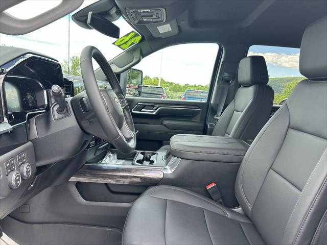 2026 Chevrolet Silverado 3500HD Crew Cab, Long Bed, LTZ Dual Rear Wheel, RWD
