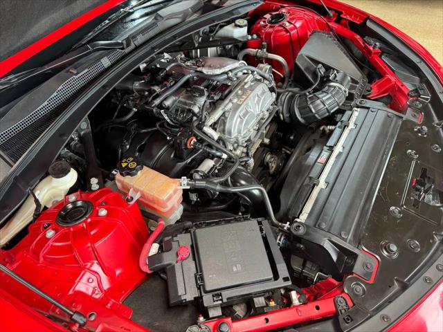 2020 Chevrolet Camaro RWD Coupe 1LS