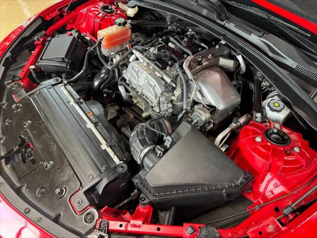2020 Chevrolet Camaro RWD Coupe 1LS