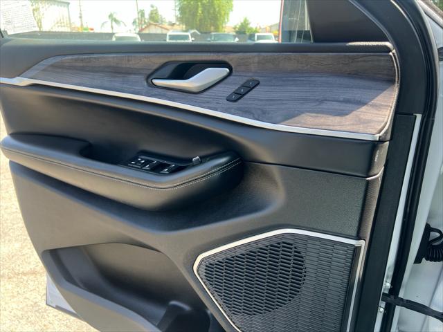 2024 Jeep Grand Cherokee SPORT UTILITY 4D