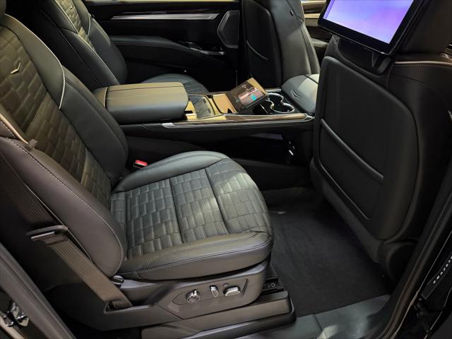 2026 Cadillac Escalade ESV Platinum Sport