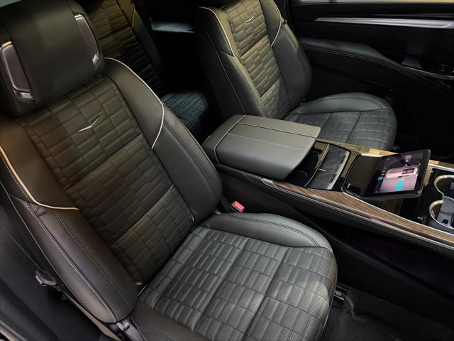 2026 Cadillac Escalade ESV Platinum Sport