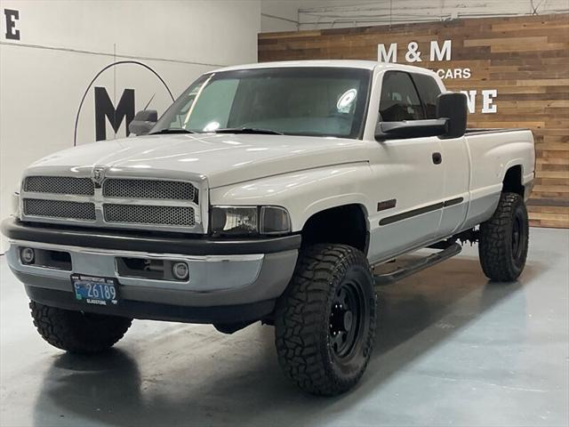 2001 Dodge Ram 2500 Laramie 4X4 5.9L DIESEL / NEW WHEELS & TIRES for sale in Gladstone, OR