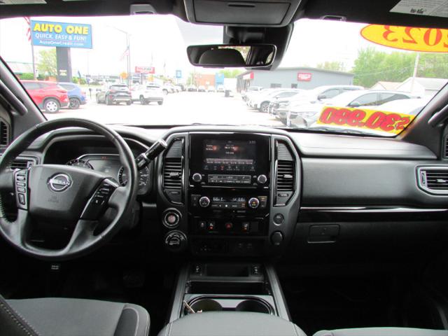 2023 Nissan Titan Crew Cab SV 4x4